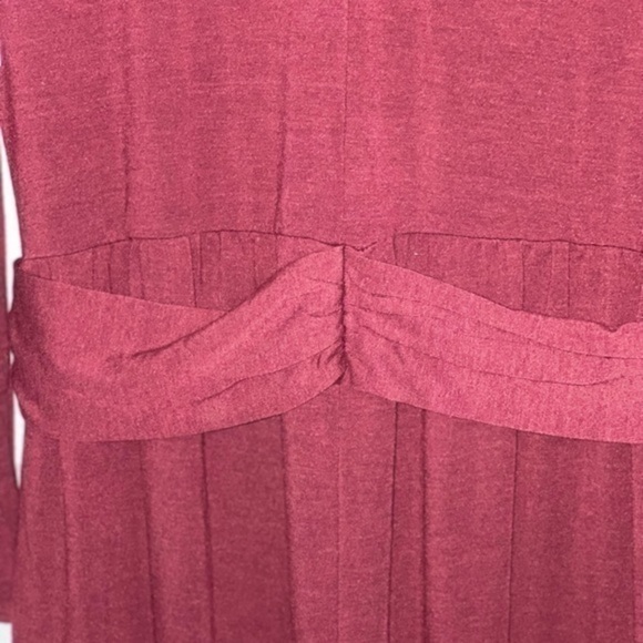 Old Navy Wide Leg Jumpsuit - Picture 10 of 11